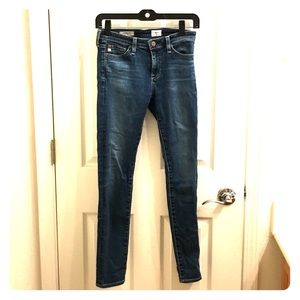 AG The "Middi Ankle" (mid-rise legging ankle)