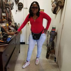 Meet your Posher, Tonya