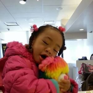 Meet your Posher, Sondra's zainab