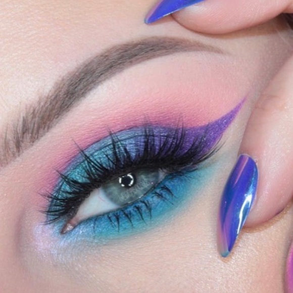 π¦ππ― bh 28 smokey palette ! Brand new ! W gift - Picture 5 of 7