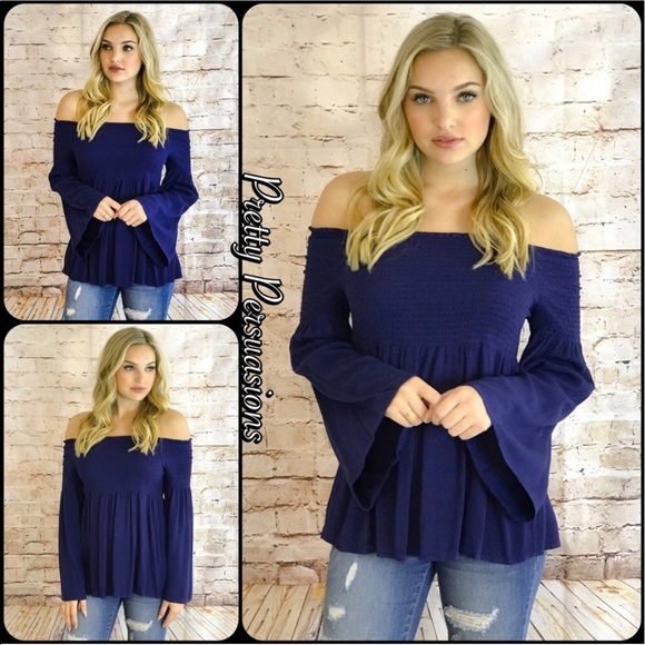 NWT Navy Off Shoulder Long Bell Sleeve Top - Picture 4 of 7