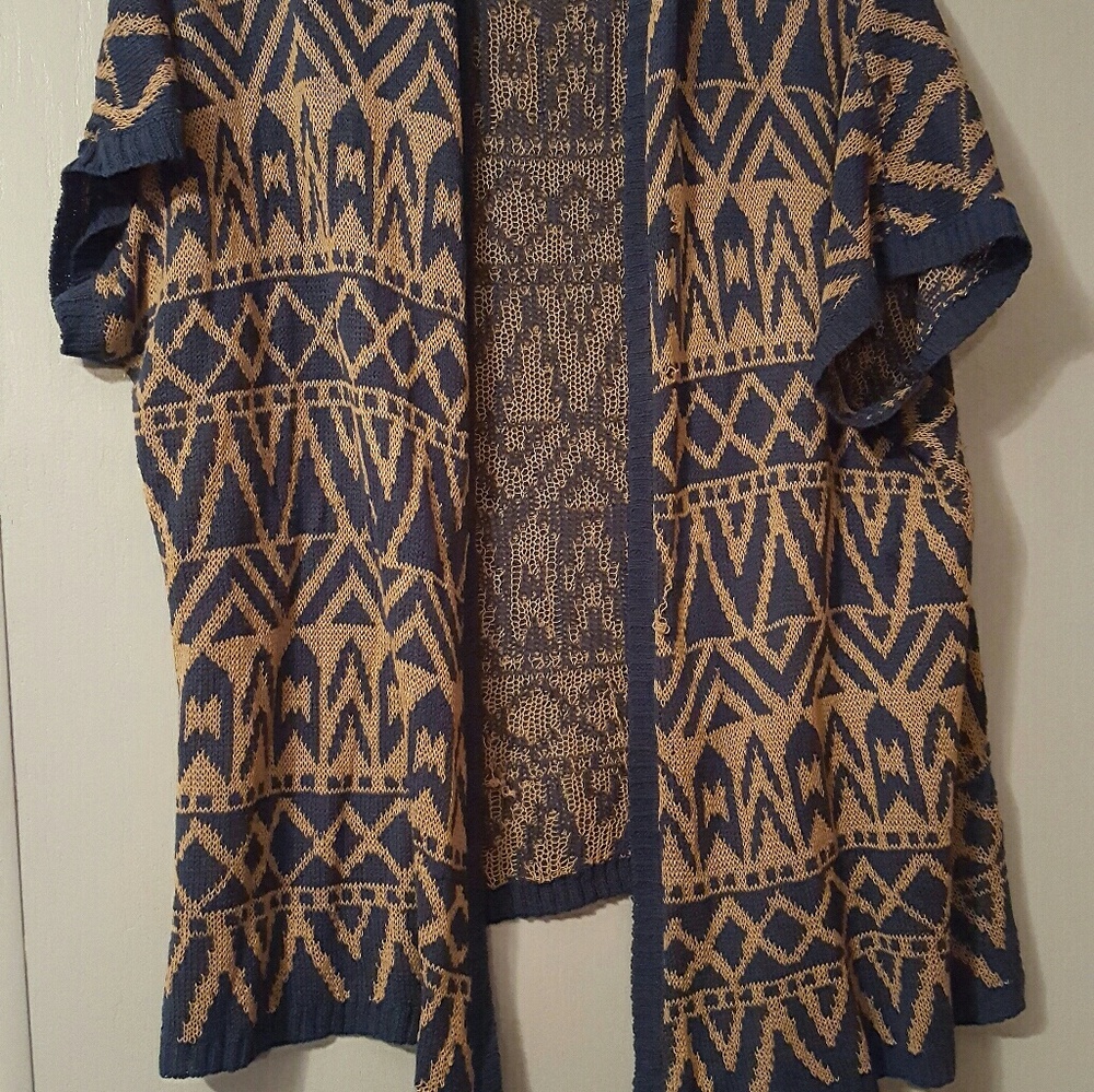 Cardigan - Picture 2 of 3