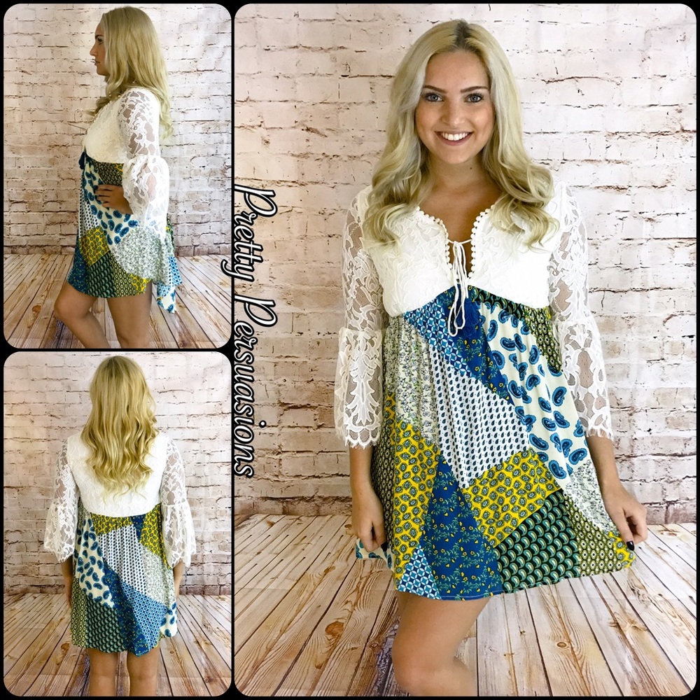 SALE‼️NWT Lace Bell Sleeve & Printed Peasant Dress - Picture 1 of 6