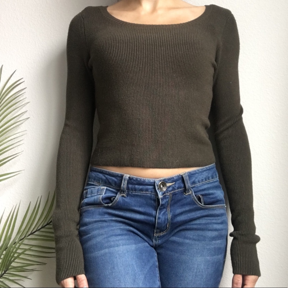 Express | Semi-cropped olive scoop neck sweater
