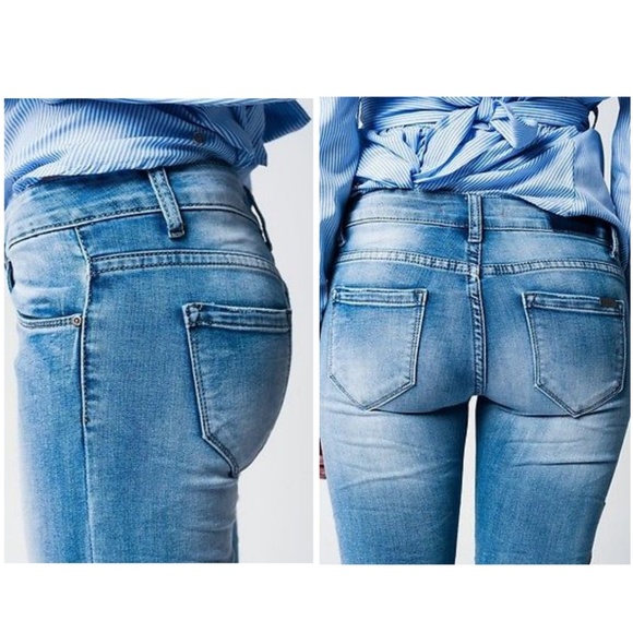 Embroidered distressed  jeans roses Hummingbird - Picture 4 of 7