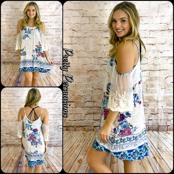 SOLD OUT‼️ Floral Lace Sleeve Cold Shoulder Dress - Picture 2 of 5