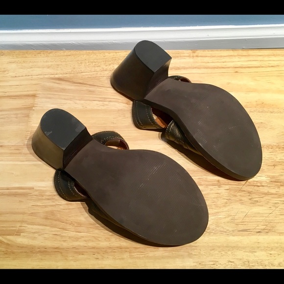 Neiman Marcus/Gentle Souls🌺Fabulous shoes!🌺NEW!! - Picture 4 of 4