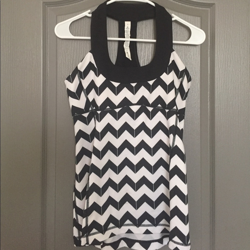 Lululemon tank