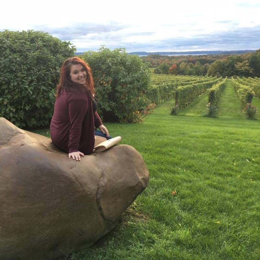 Meet your Posher, Lauren