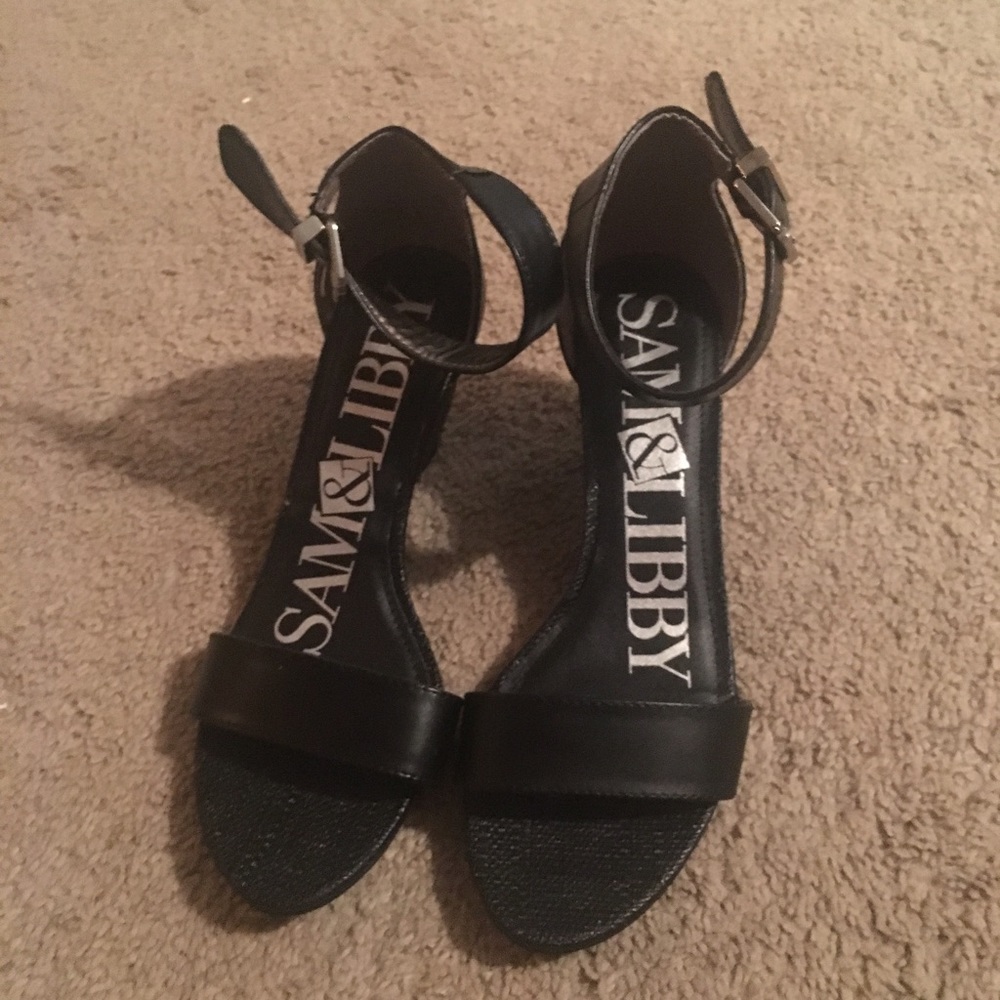Sam & Libby Low Wedge Sandals