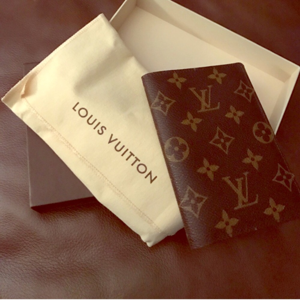 Louis Vuitton Monogram Signature Passport Holder