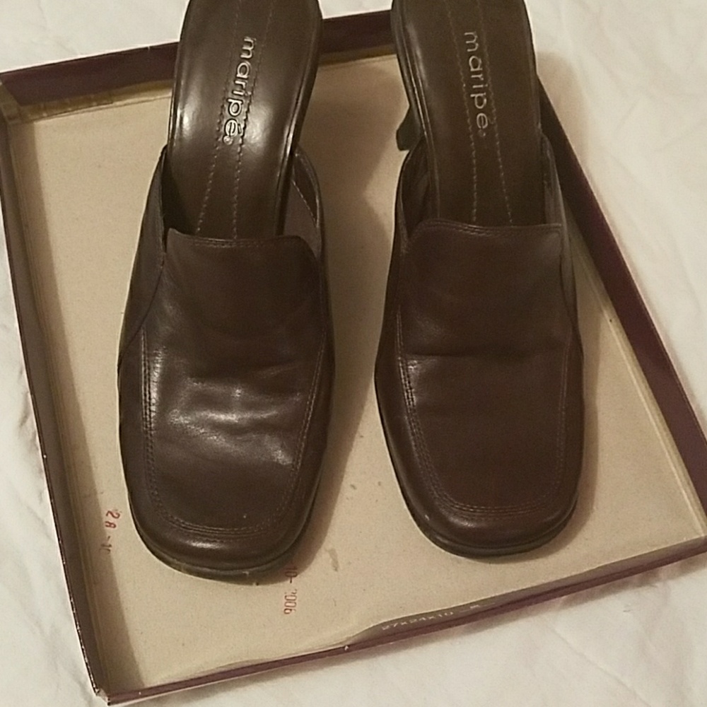 Women's slip on closed square toe heels