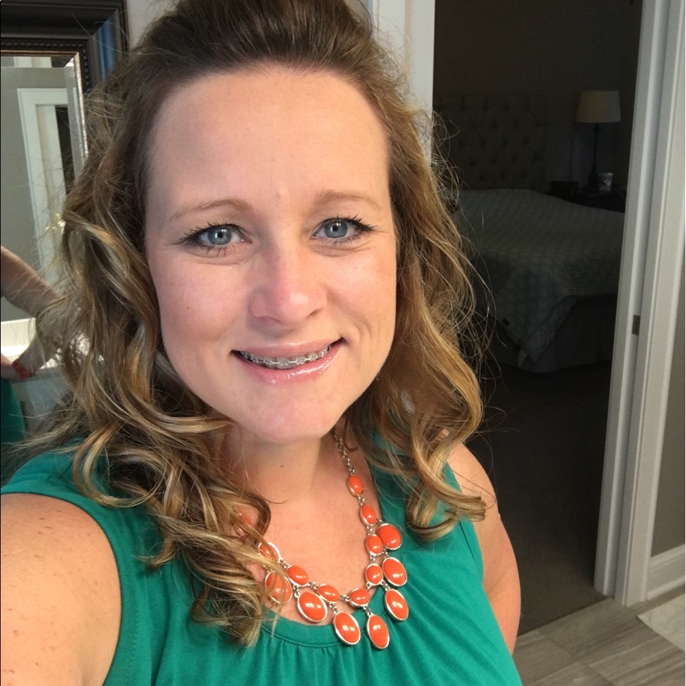 Meet your Posher, Josie