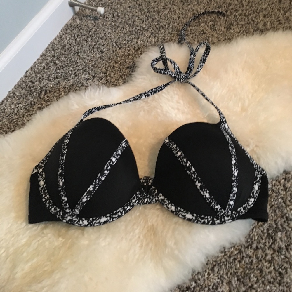 VS pink 34 D swim top