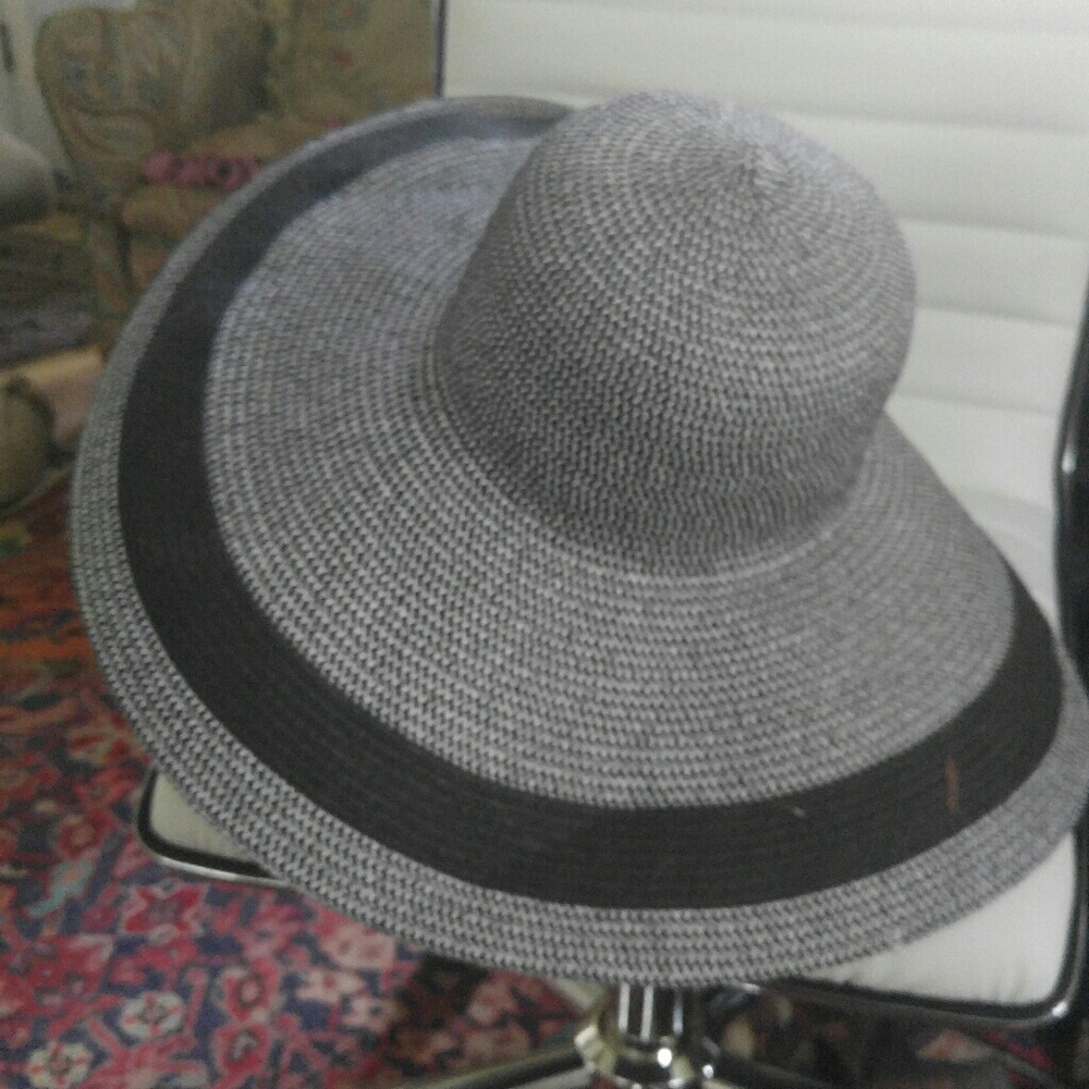 Straw hat