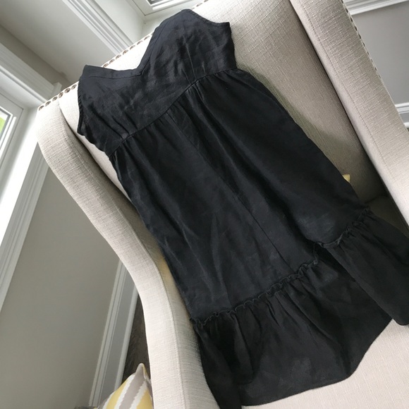 Black linen v neck dress with ruffle at bottom - Picture 3 of 7