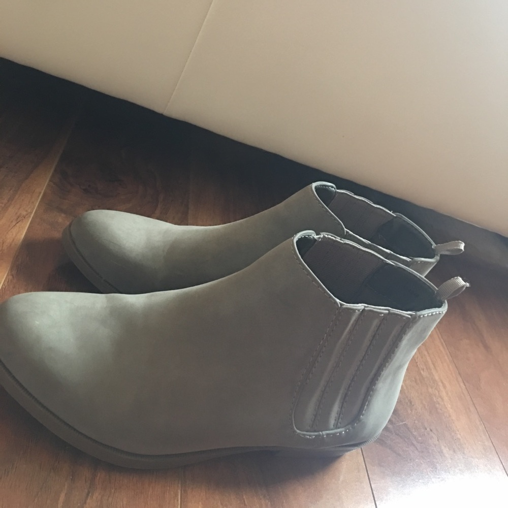 Gap Booties