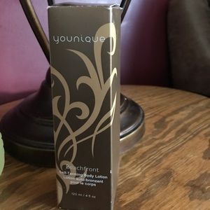 YOUNIQUE Beachfront self tanning Lotion NEW