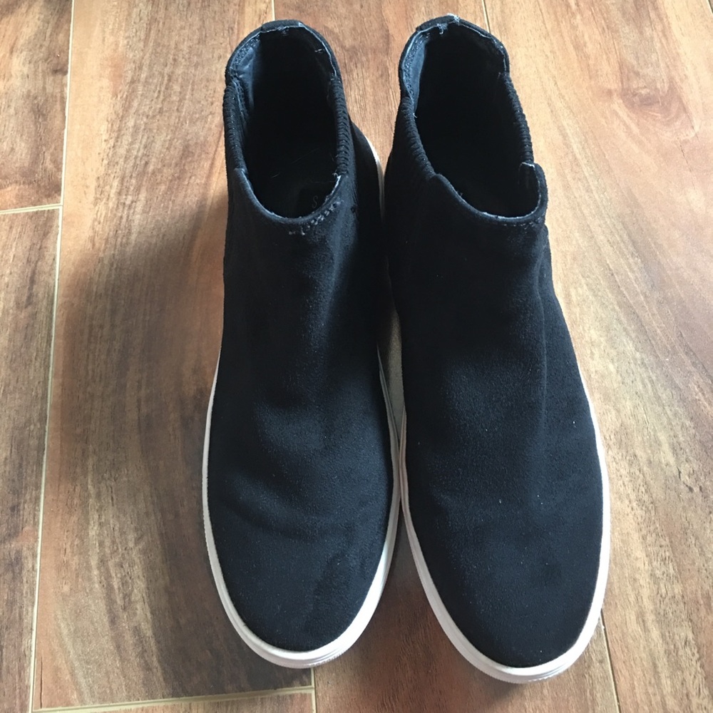 Steve by Steve Madden Black Booties/Sneakers.