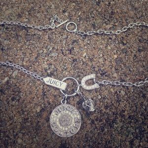 👀🙋🏻 sale today only! Juicy couture necklace
