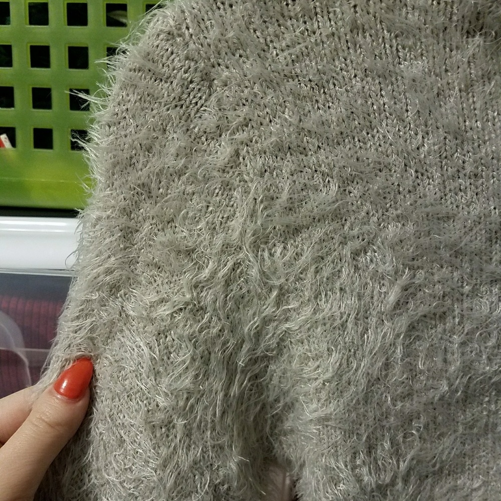 🚫SOLD🚫 Fuzzy high neck sweater crop - Picture 7 of 8