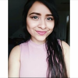 Meet your Posher, Rocio