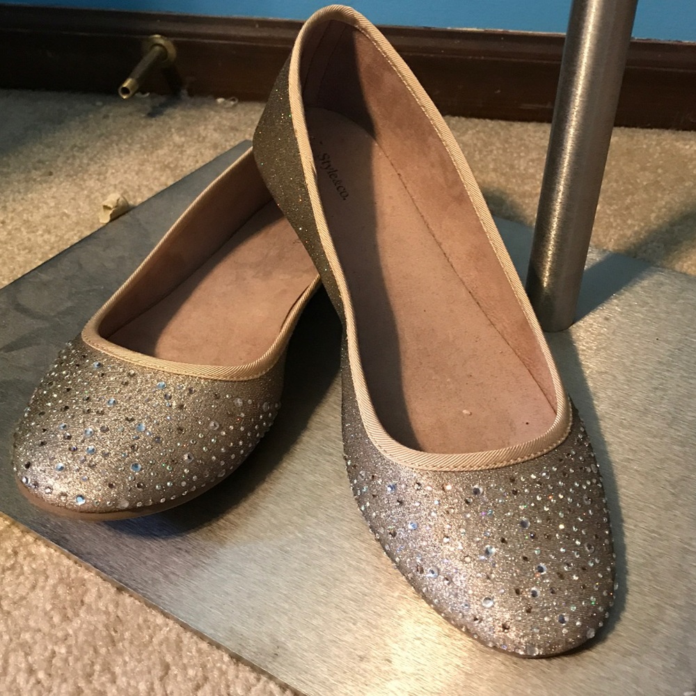 Ballet flats with rhinestones
