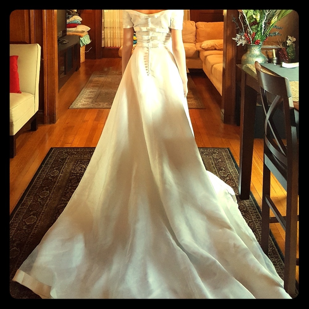 Wedding dress