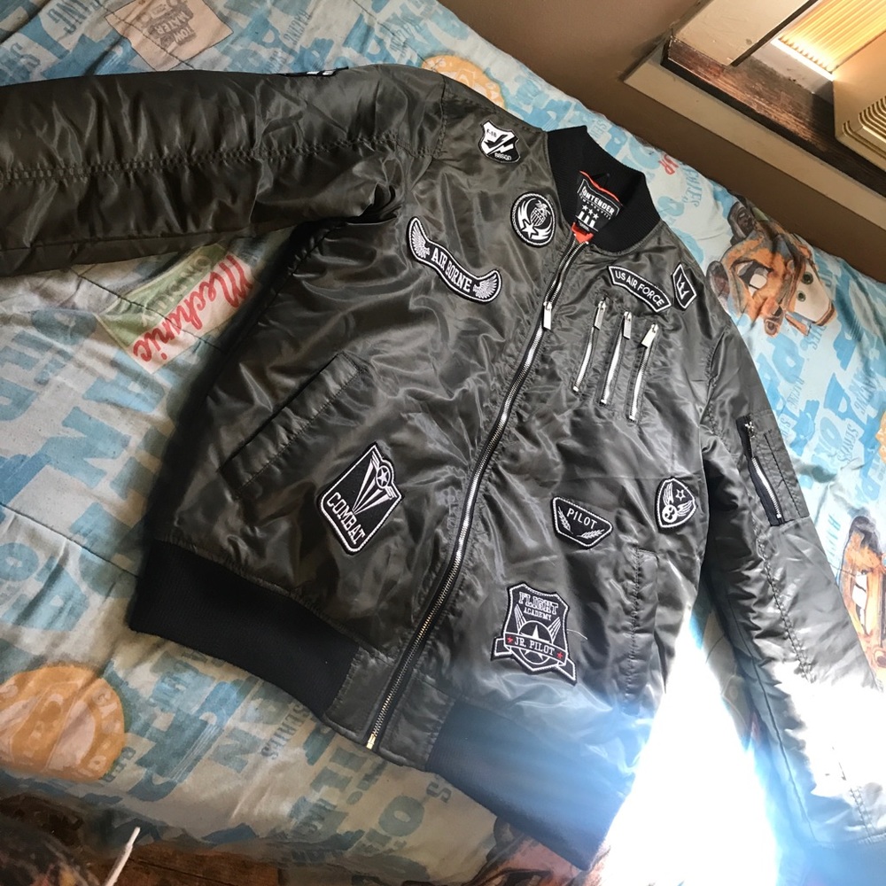 2017 Bomber Jacket 🦍🦍