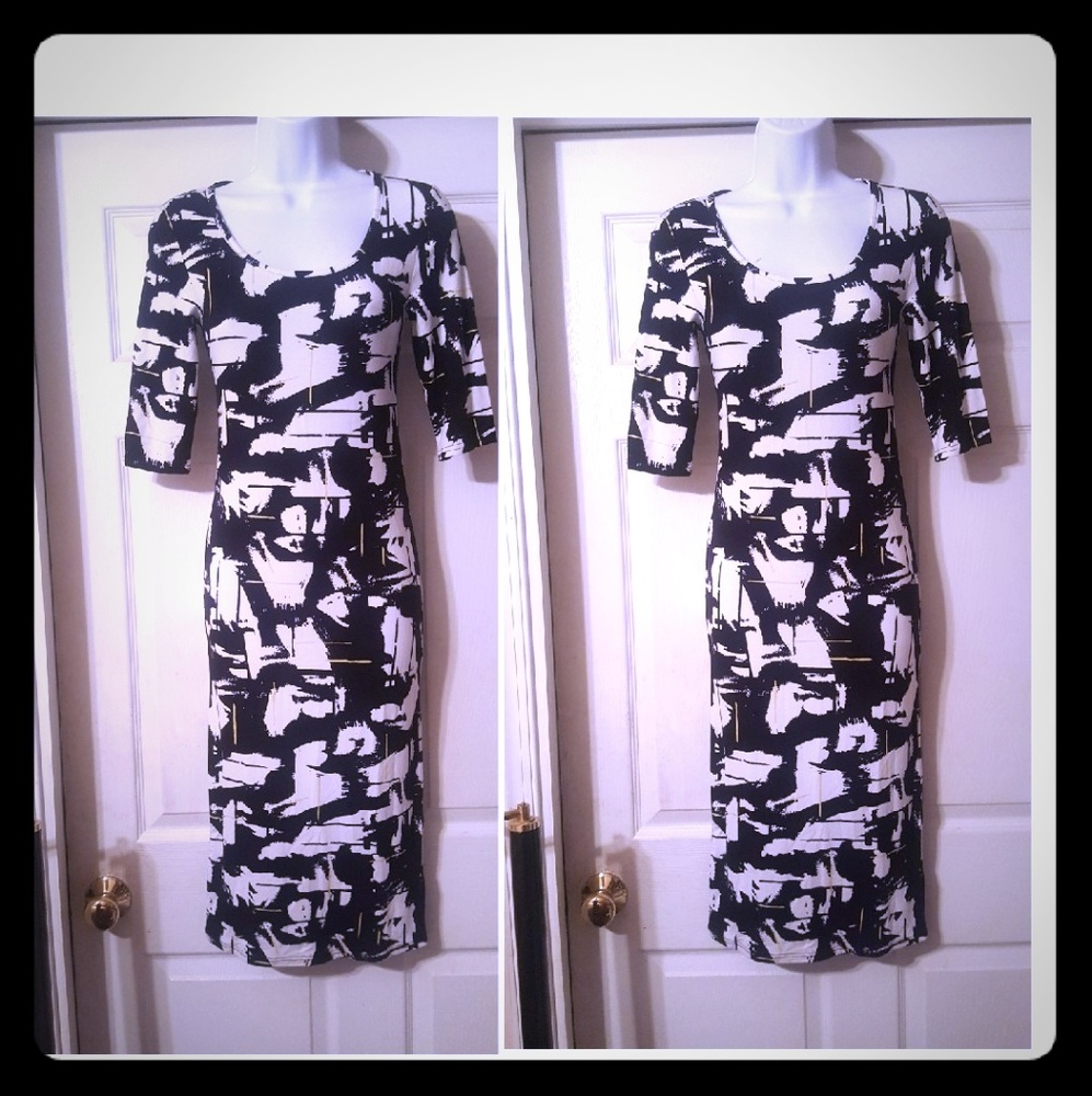 Black&white geometric print jersey knit sheath
