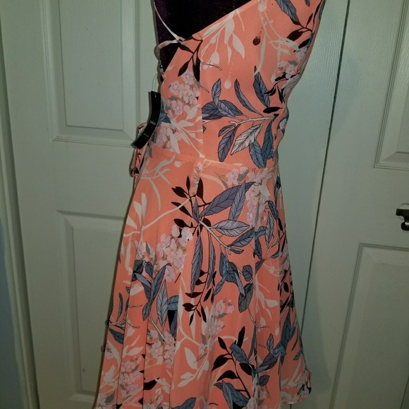 BEBE SKATER FLORAL DRESS - Picture 4 of 4