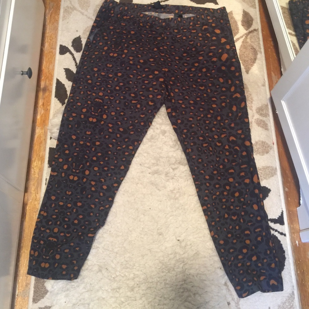 H&M leopard print pant