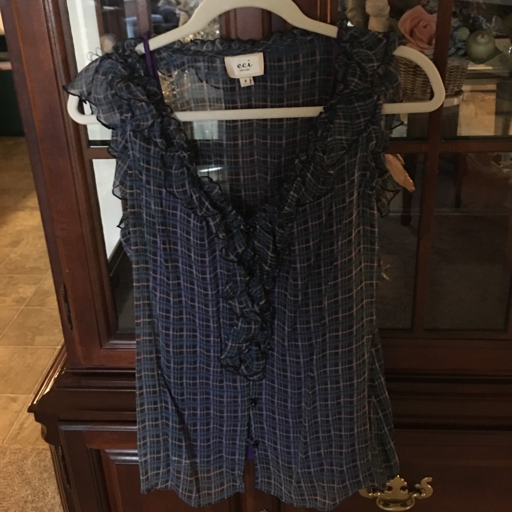 Cute little summer top!!