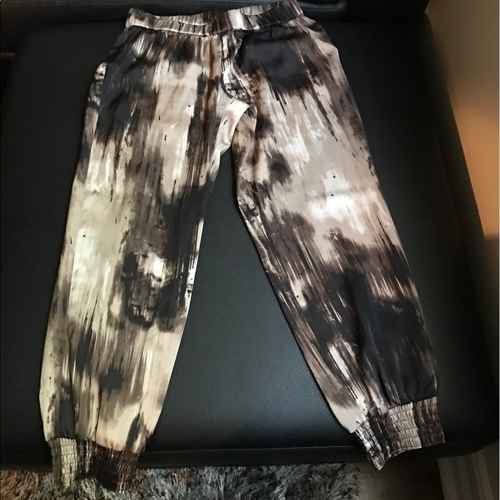Guess pants