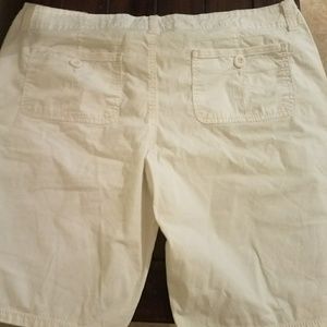 Unionbay white shorts