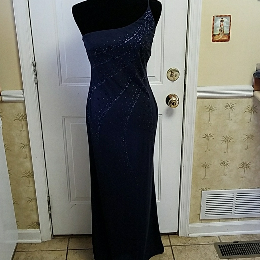 WINDSOR Sleek party dress