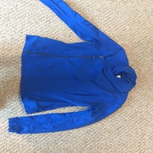 Lululemon sweatshirt