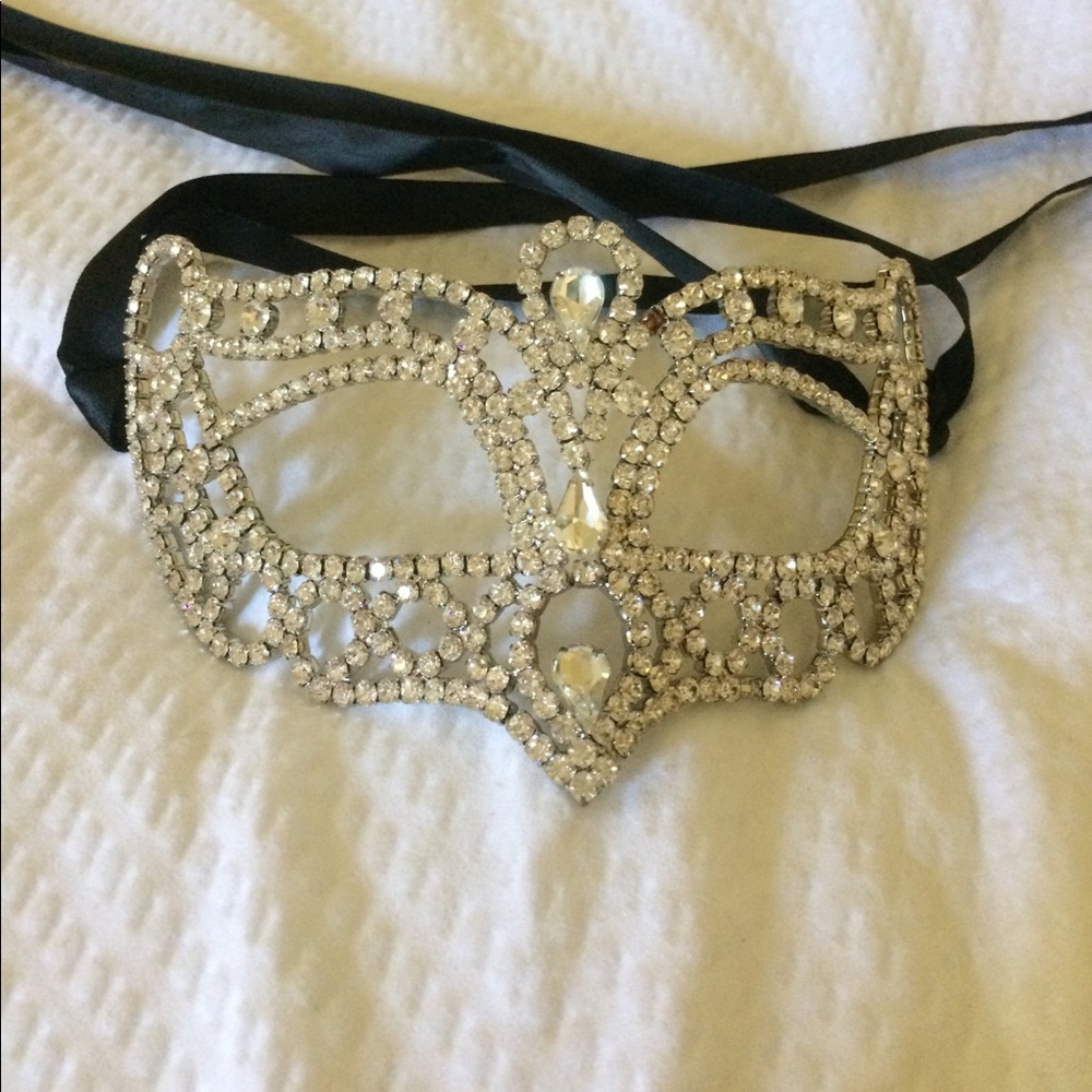 Diamond Masquerade Mask