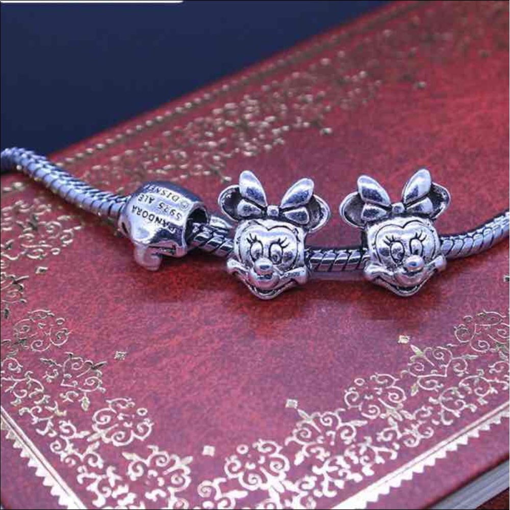Minnie Mouse  .925 Stamped Silver Plate Bracelet