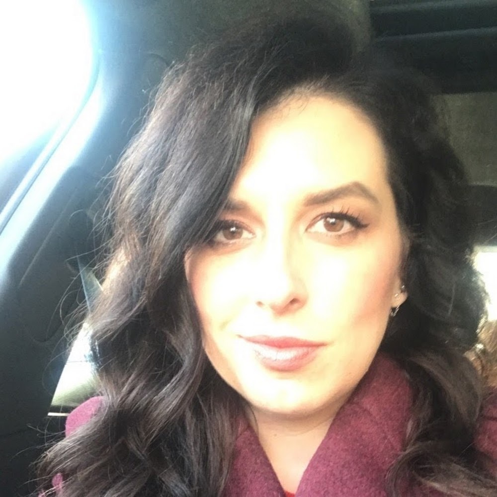 Meet your Posher, Alexandra