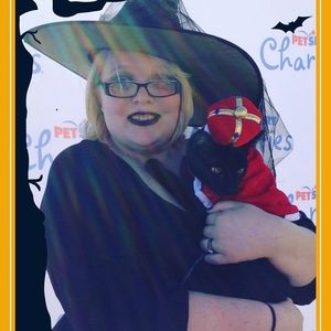 Meet your Posher, Caitlyn