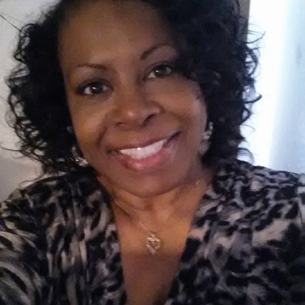 Meet your Posher, Pamela