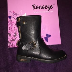 Mid calf riding boots.