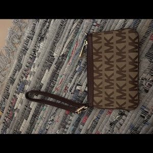 Authentic Michael Kors Wristlet