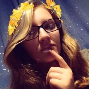 Meet your Posher, Caitlyn