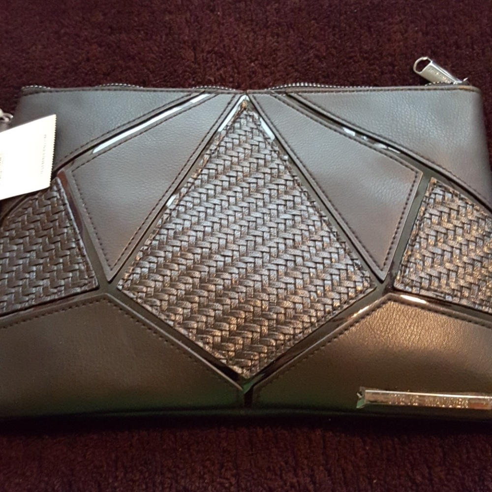 NWT. Steve Madden Patch Tonal Clutch