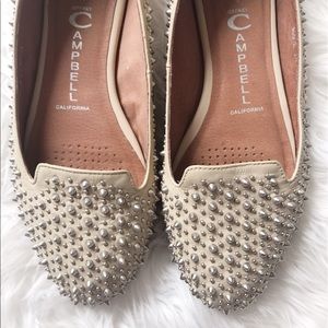 Jeffrey Campbell Spiked / Studded neutral Flats