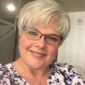 Meet your Posher, Victoria