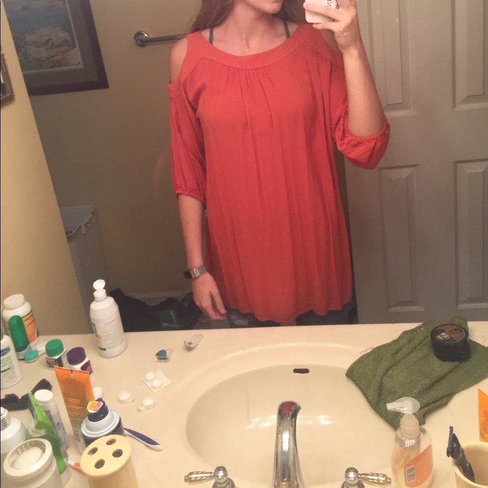 Orange top