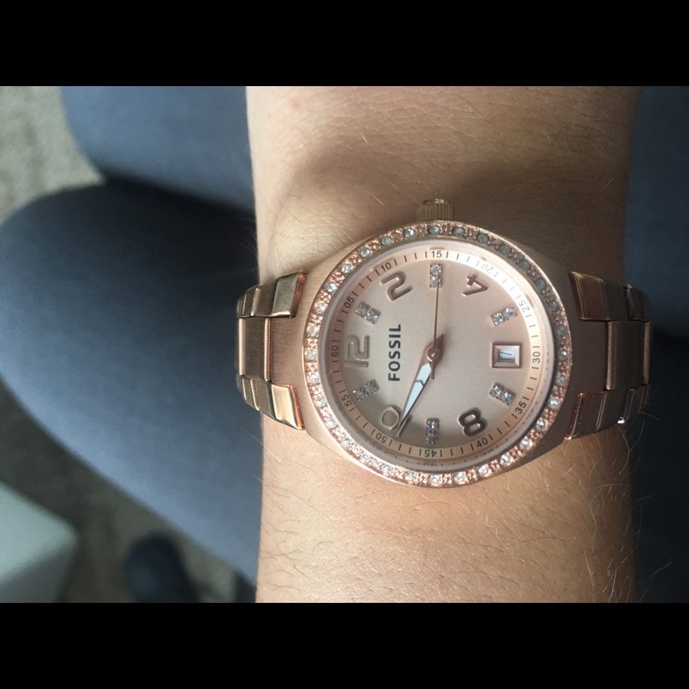 Fossil rose gold watch